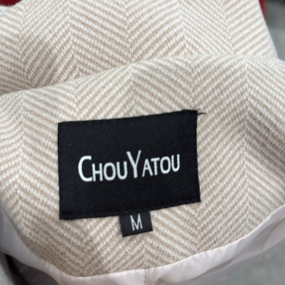 Elegant blush and Cream Blazer jacket - Picture 4 of 4